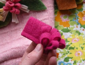 Felt-Flower-Mini-Tote9