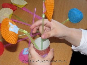 Бумажные цветы своими руками.