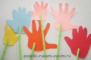 Детские поделки. Что можно сделать из отпечатков рук