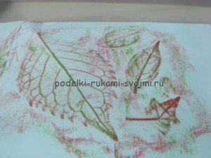Интересные поделки из осенних листьев